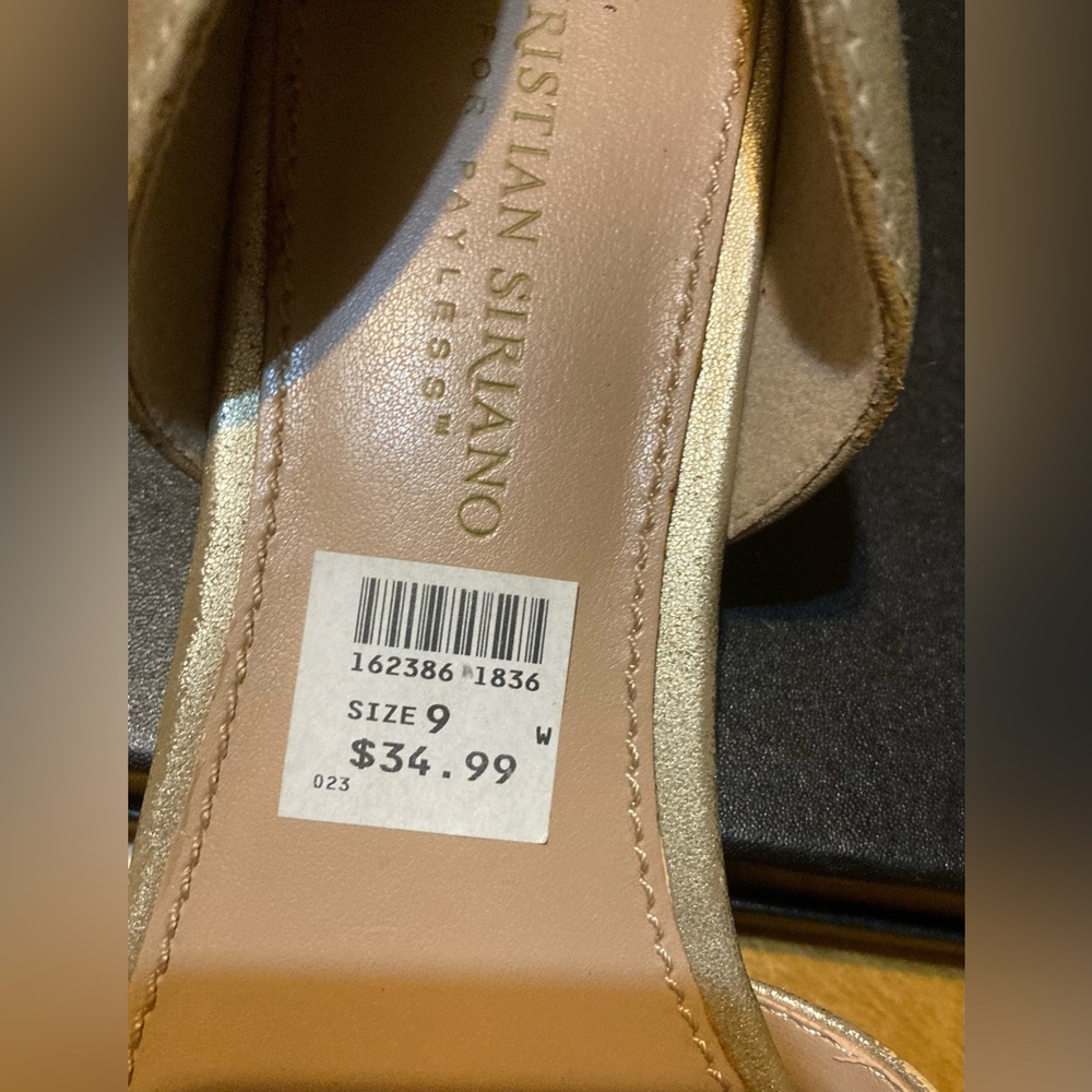 Ladies Size 9W Christian Siriano Flats - Picture 6 of 10